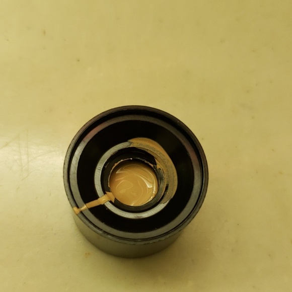 Makeup - Picture 2 of 3